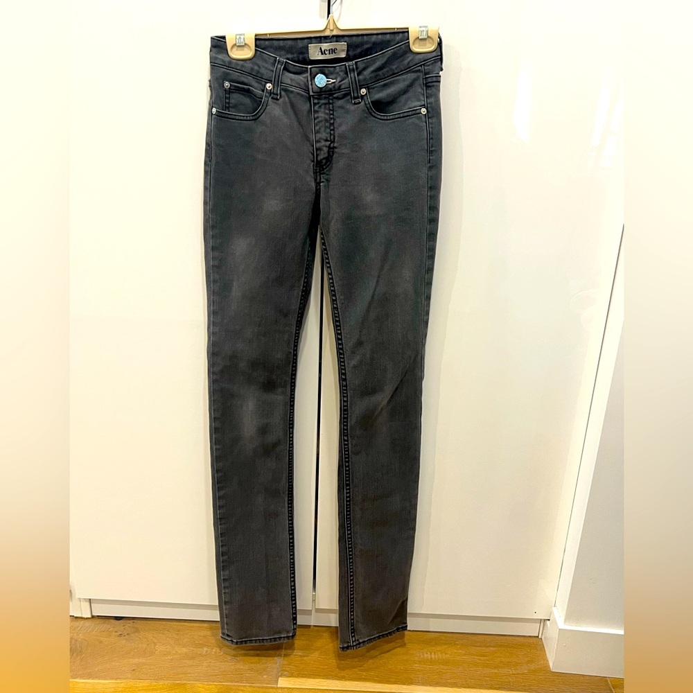 Acne Studios Dark Grey Slim Straight Jeans Size 27 Low Rise Designer Denim